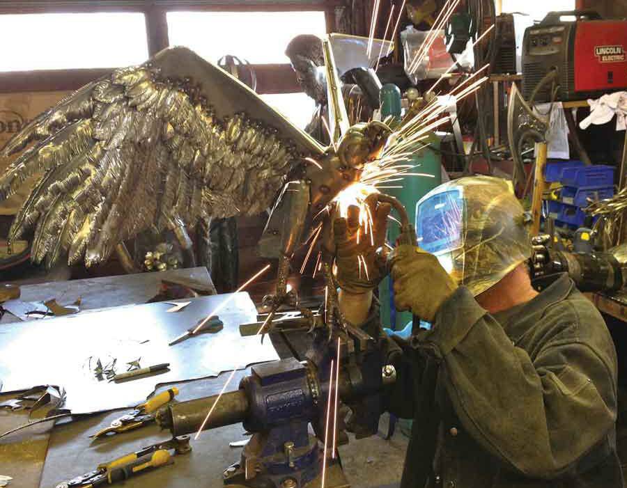 全球钣金新闻-金属制造狂：焊工制作动物的金属钣金-多盈手机体育在线-多盈体育(中国)