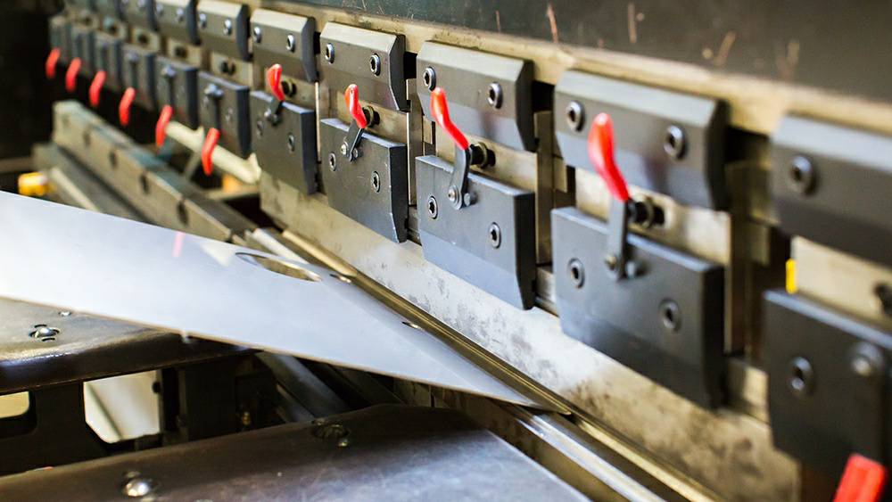 制作钣金加工项目都有哪些基础设备?-多盈手机体育在线-多盈体育(中国) 制作钣金加工项目都有哪些基础设备?-多盈手机体育在线-多盈体育(中国)